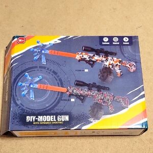NWT DIY-Model Gun with Infrared Shooting - Camouflage Water Bullet Gun